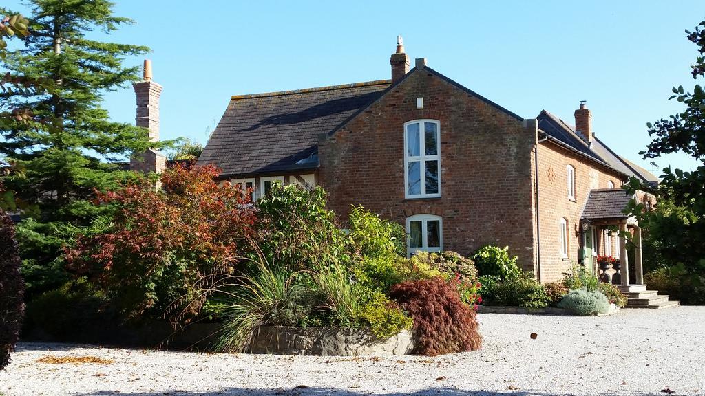 Ty Derw Country House B&B Ruthin Bagian luar foto